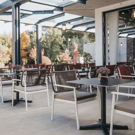 Landhotel Hotel 4*